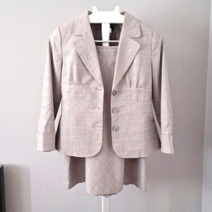 Women's business suit